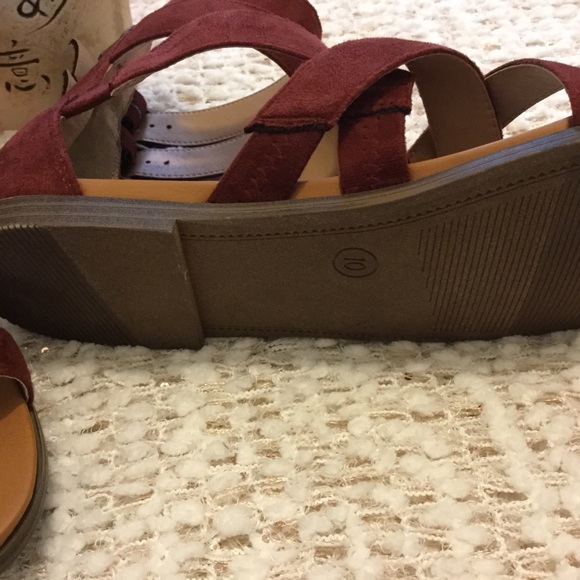 *last one *Universal Thread  gladiator sandals - Picture 3 of 4